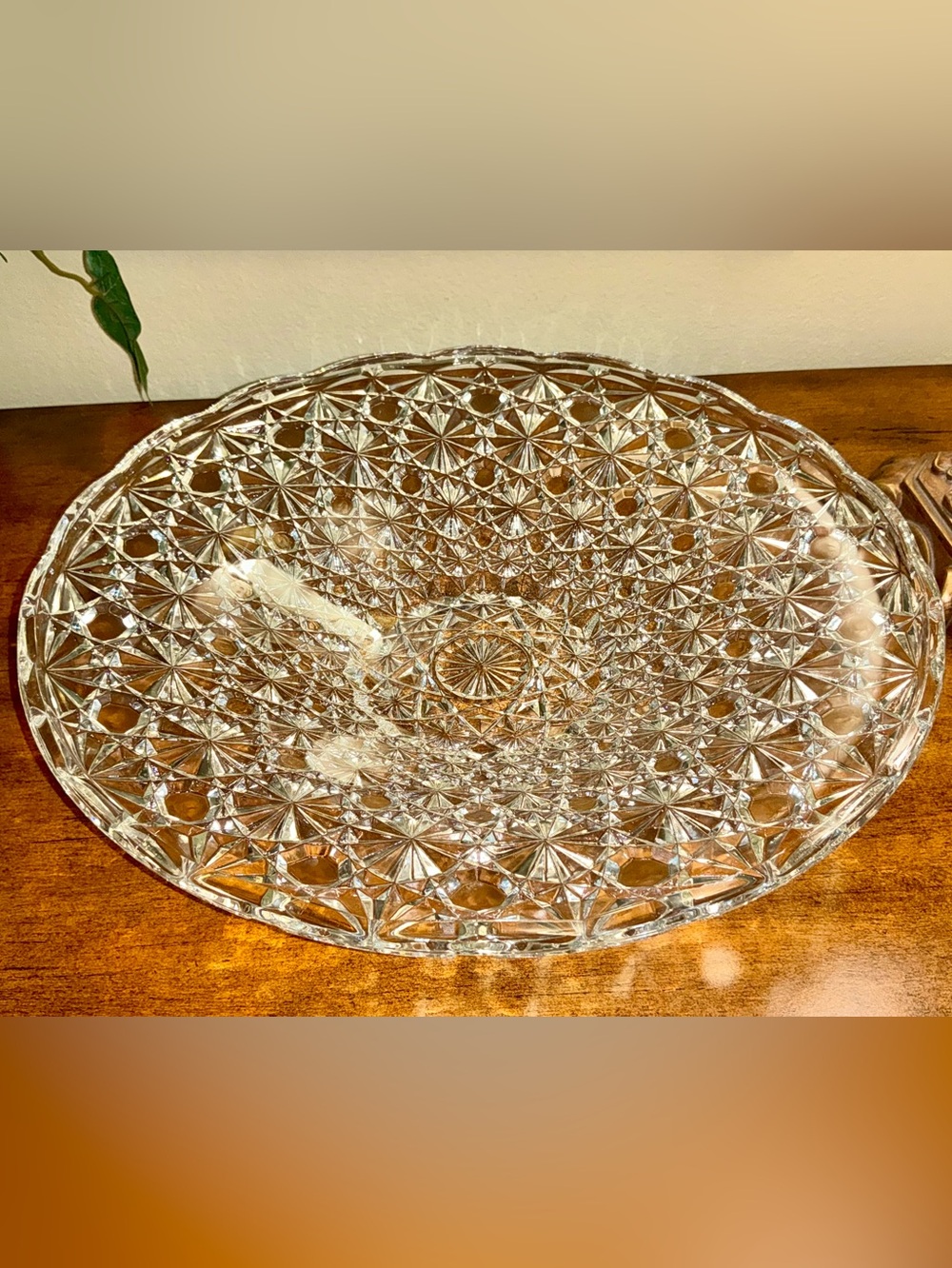 Vintage 13’ Daisy and Button Pattern Glass Bowl-Large Centerpiece/Fruit Bowl